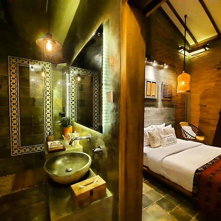 Oma Watu Inn Pringkuku Екстериор снимка